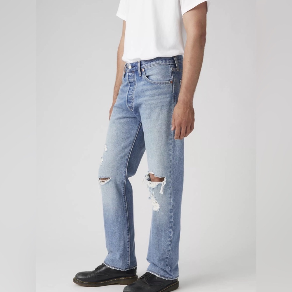 Levi’s 514 Distressed Men's Jeans